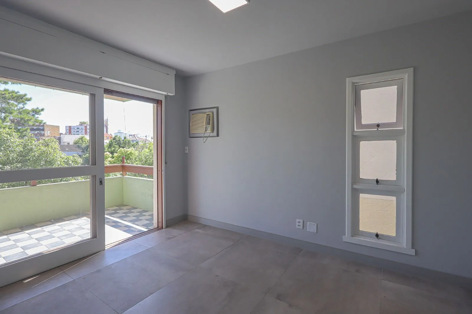 Imagem Apartamento de 2 Quartos com Vaga no Bairro São Geraldo - Pronto para Morar!
