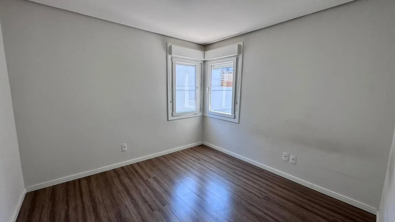 Imagem Apartamento à venda em Caxias do Sul, Pio X, com 2 quartos, 76m2