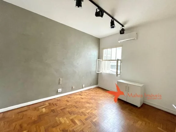 Imagem Casa para locação em Pinheiros, São Paulo-SP: 5 quartos, 5 salas, 2 banheiros, 2 vagas de garagem, 190m de área.