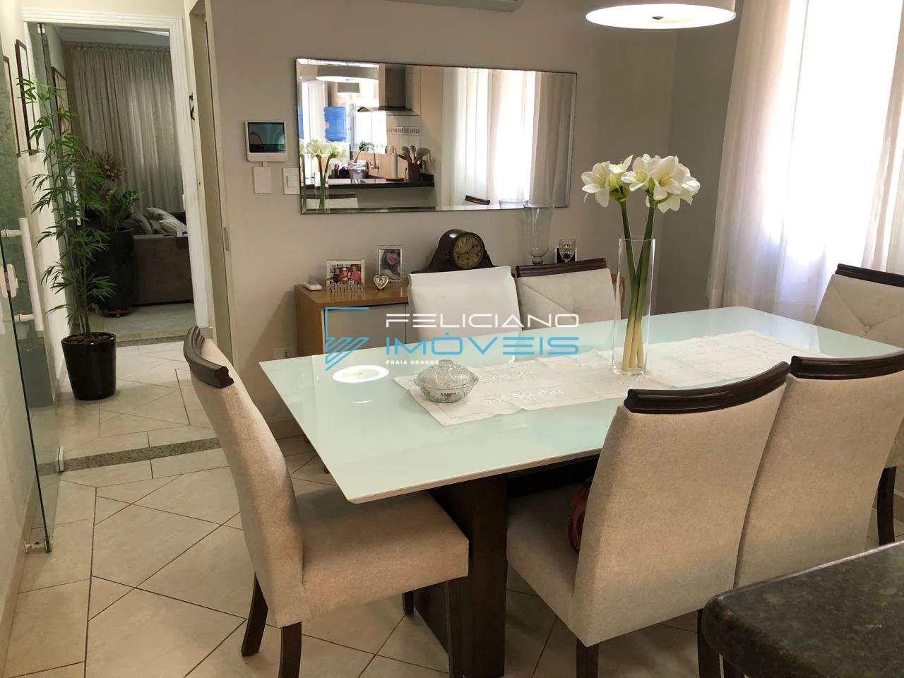 Imagem Sobrado com 3 quartos, Aviação, Praia Grande - R$ 889 mil, Cod: 7497