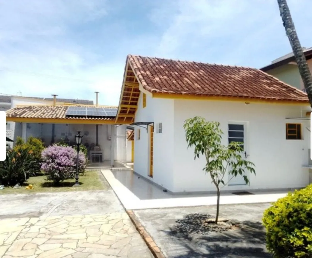 Imagem Casa à venda 2 Quartos, 1 Suite, 5 Vagas, 900M², Vila São Geraldo, Taubaté - SP