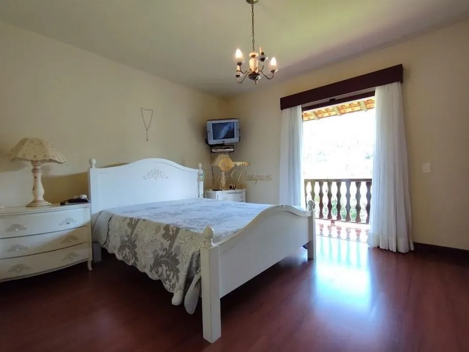 Imagem Casa para Venda em Teresópolis / RJ no bairro Golfe