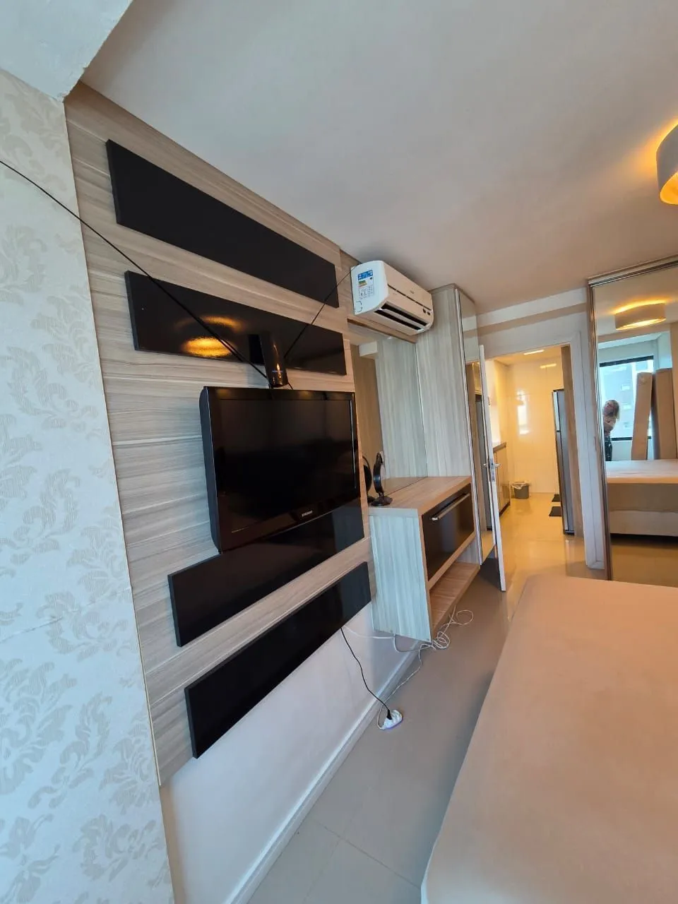 Imagem Apartamento 1 dormitório e churrasqueira, 1Box 550 m do mar, Capão da Canoa.