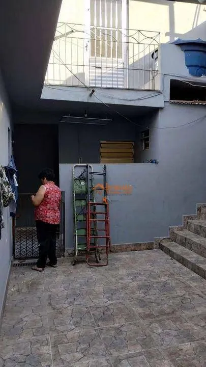 Imagem Casa com 6 dormitórios à venda, 200 m² por R$ 703.000,00 - Jardim Paulista - Guarulhos/SP