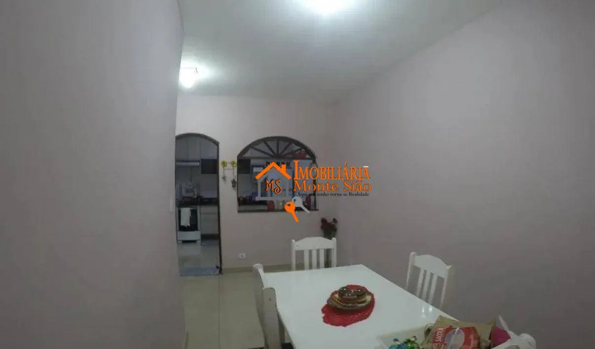 Imagem Sobrado com 3 dormitórios à venda, 229 m² por R$ 712.000 - Vila Augusta - Guarulhos/SP