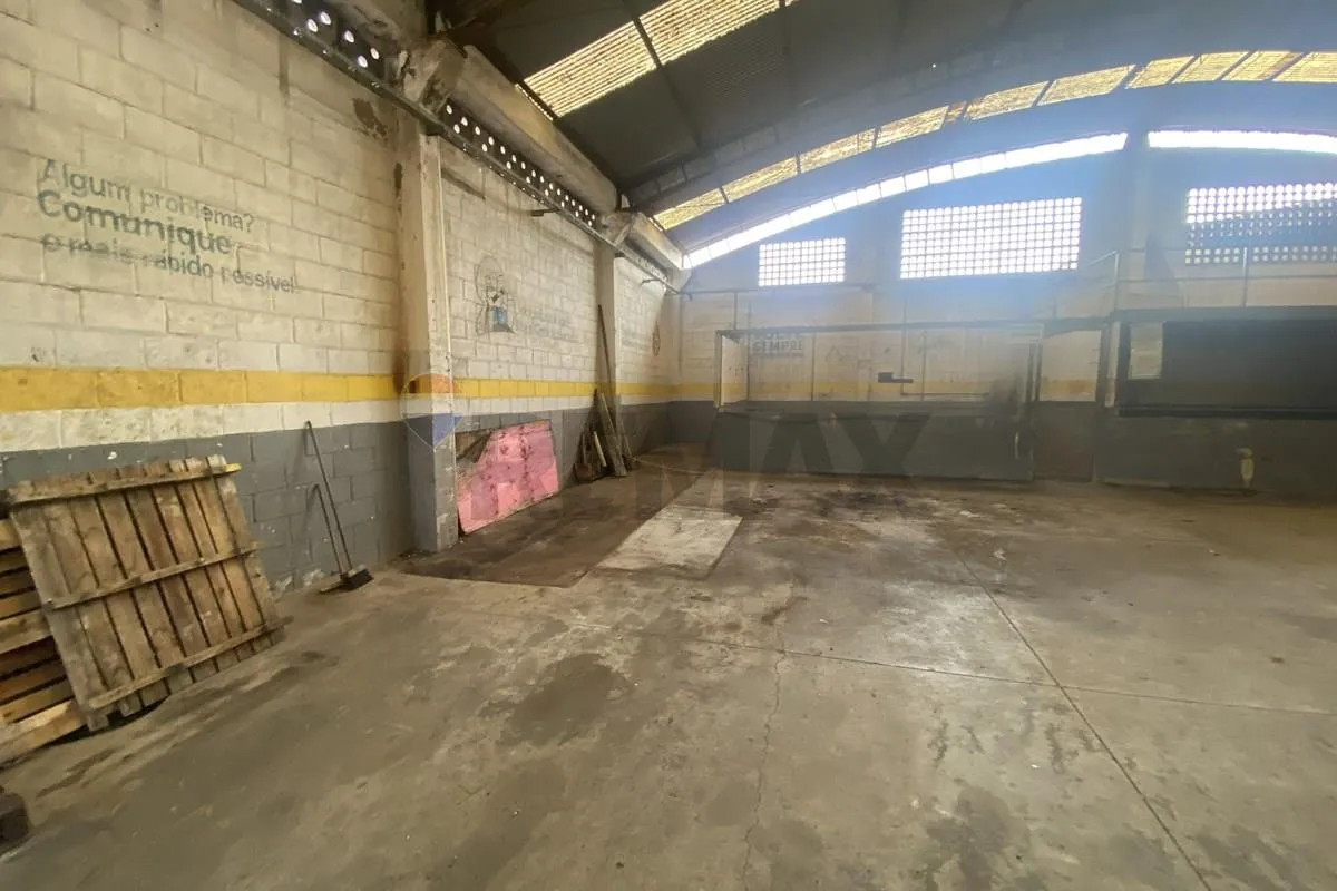 Imagem Galpão: Espaço Comercial Ideal em Tomás Coelho