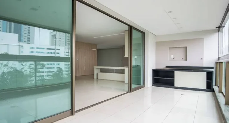 Imagem Apartamento com 227 m² • 4 suítes • 5 vagas de garagem • Lazer BELVEDERE!!!