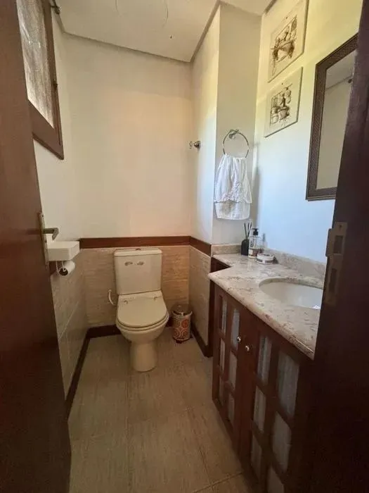 Imagem Residência de Luxo em Condomínio Fechado com 4 Dormitórios, 3 Suítes e Área de Lazer Privativa - São Lucas, Viamão/RS