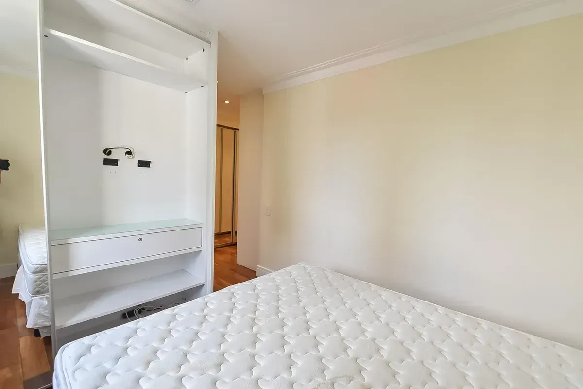 Imagem Apartamento com 3 Quartos à Venda, 134 metros em Bosque da Saúde - São Paulo