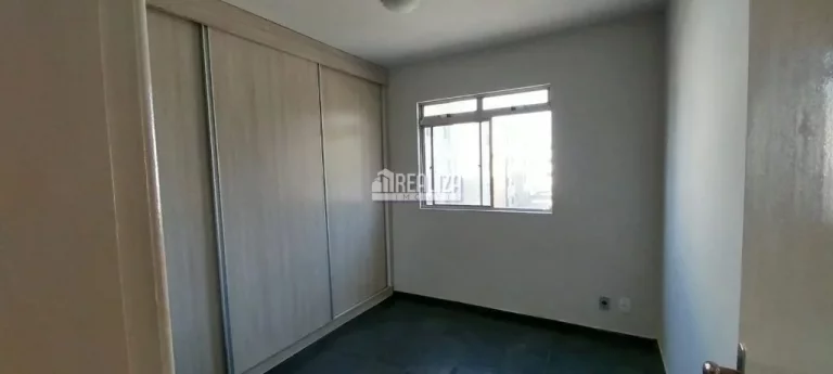 Imagem Apartamento para Alugar no Condomínio João Bichuette, no bairro Abadia, Uberaba - Excelente Localização!