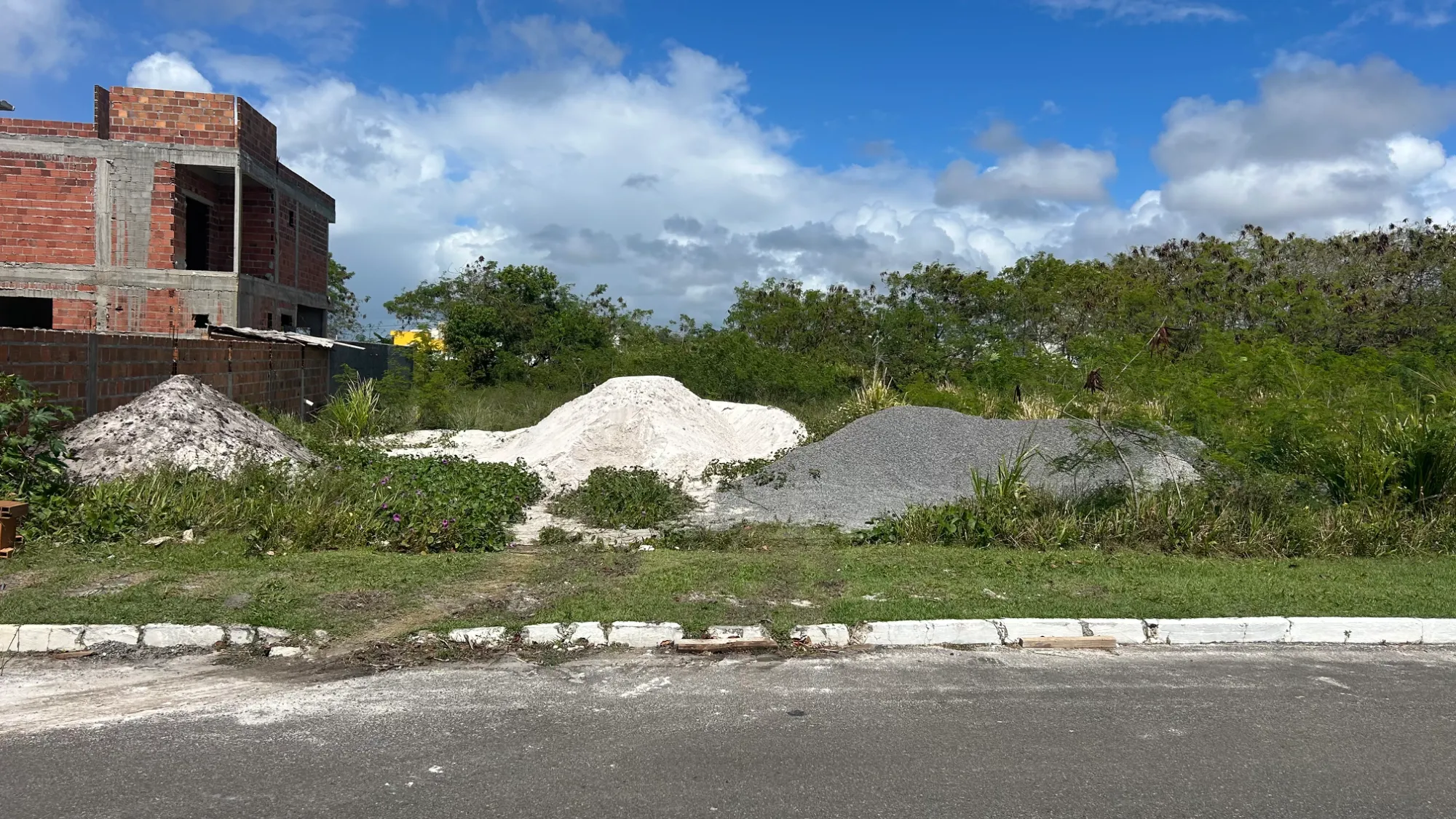 Imagem Terreno à Venda, 1.000 m² em Barra do Jacuípe - Camaçari
