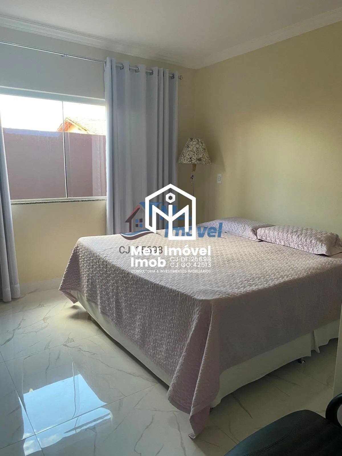 Imagem Casa 4 Quartos 4 Suítes 8 Vagas 350m² Reformada