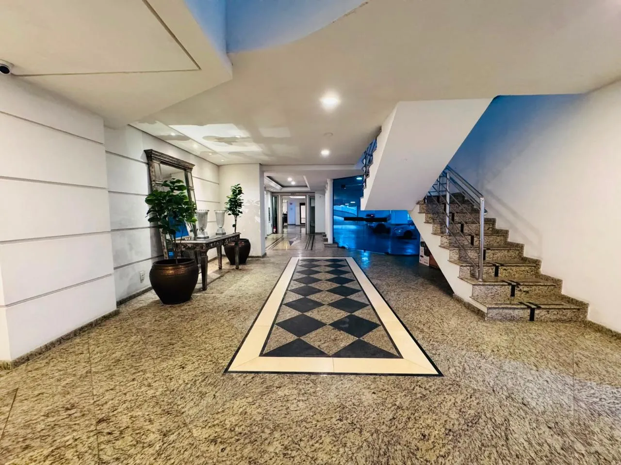 Imagem Apartamento com vista para o mar à venda com 112.49m2 por R$ 4.500.000,00