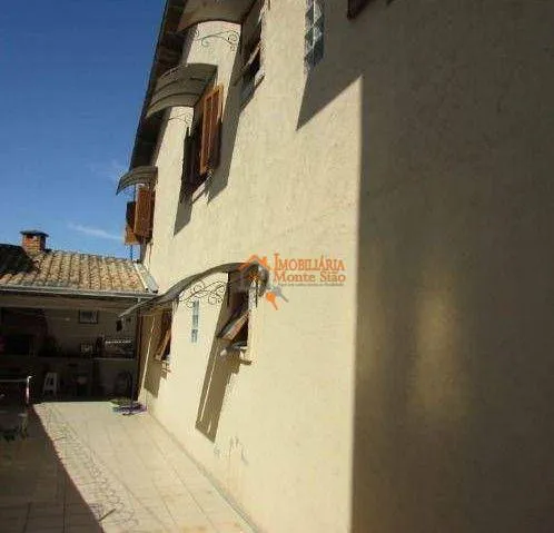 Imagem Casa com 3 dormitórios à venda, 209 m² por R$ 550.000,00 - Jardim City - Guarulhos/SP