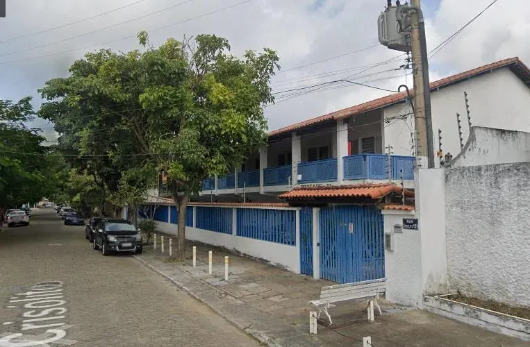 Imagem Apartamento para Venda em Cabo Frio / RJ no bairro Portinho