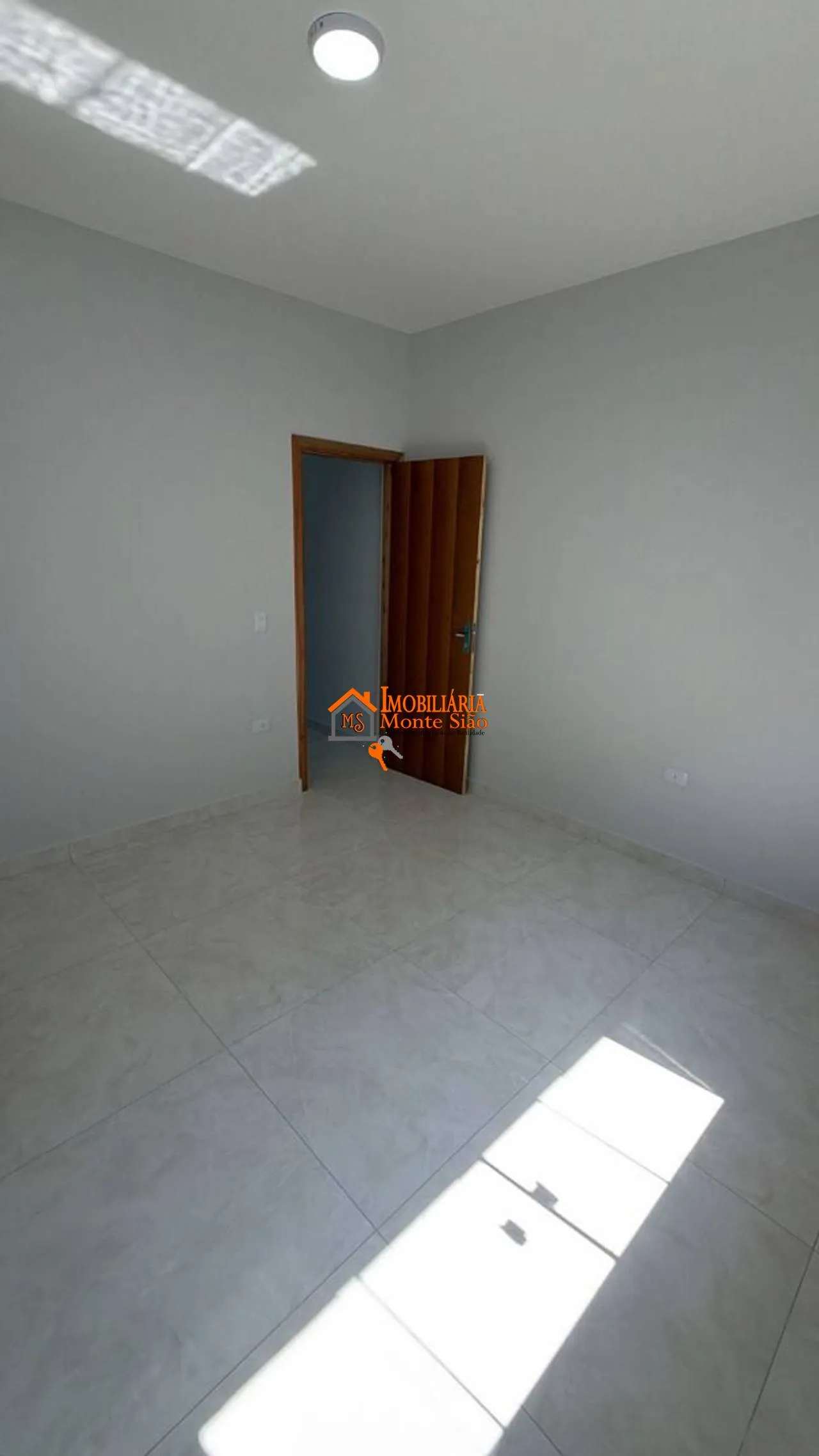 Imagem Sobrado com 2 dormitórios à venda, 75 m² por R$ 490.000,00 - Jardim Zélia - Itaquaquecetuba/SP