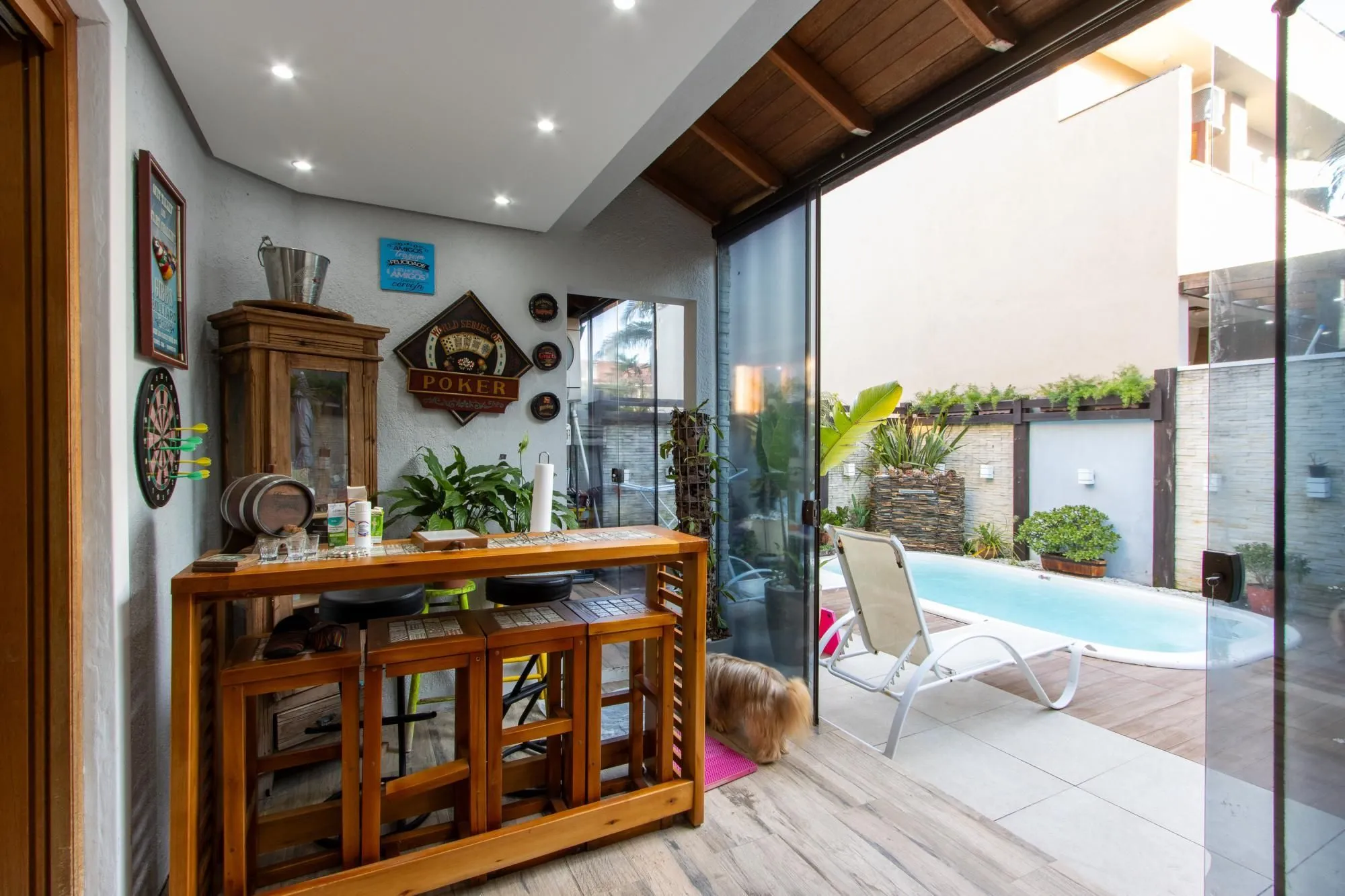 Imagem Casa a venda em frente à praça do Lagos de Nova Ipanema!!!