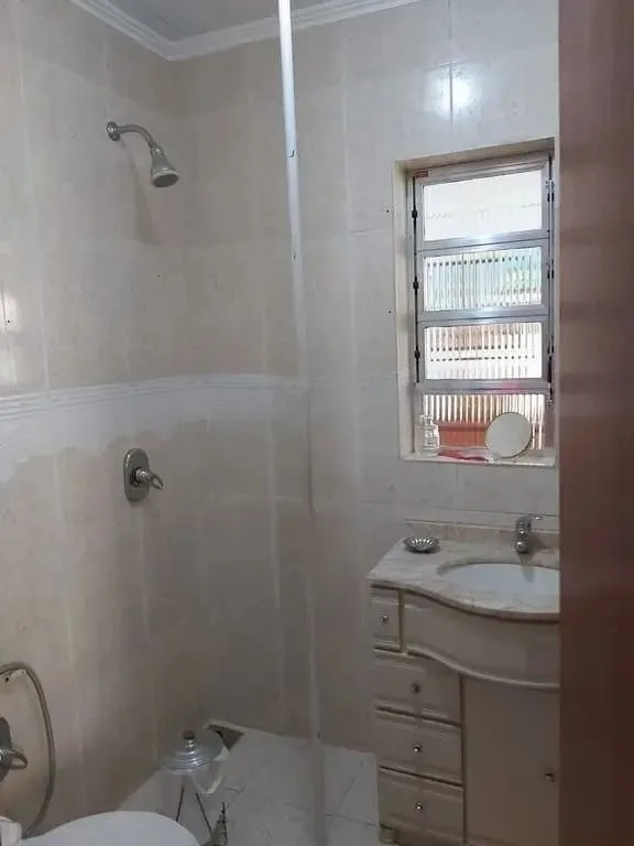Imagem Casa com 4 dormitórios no bairro Passo da Areia