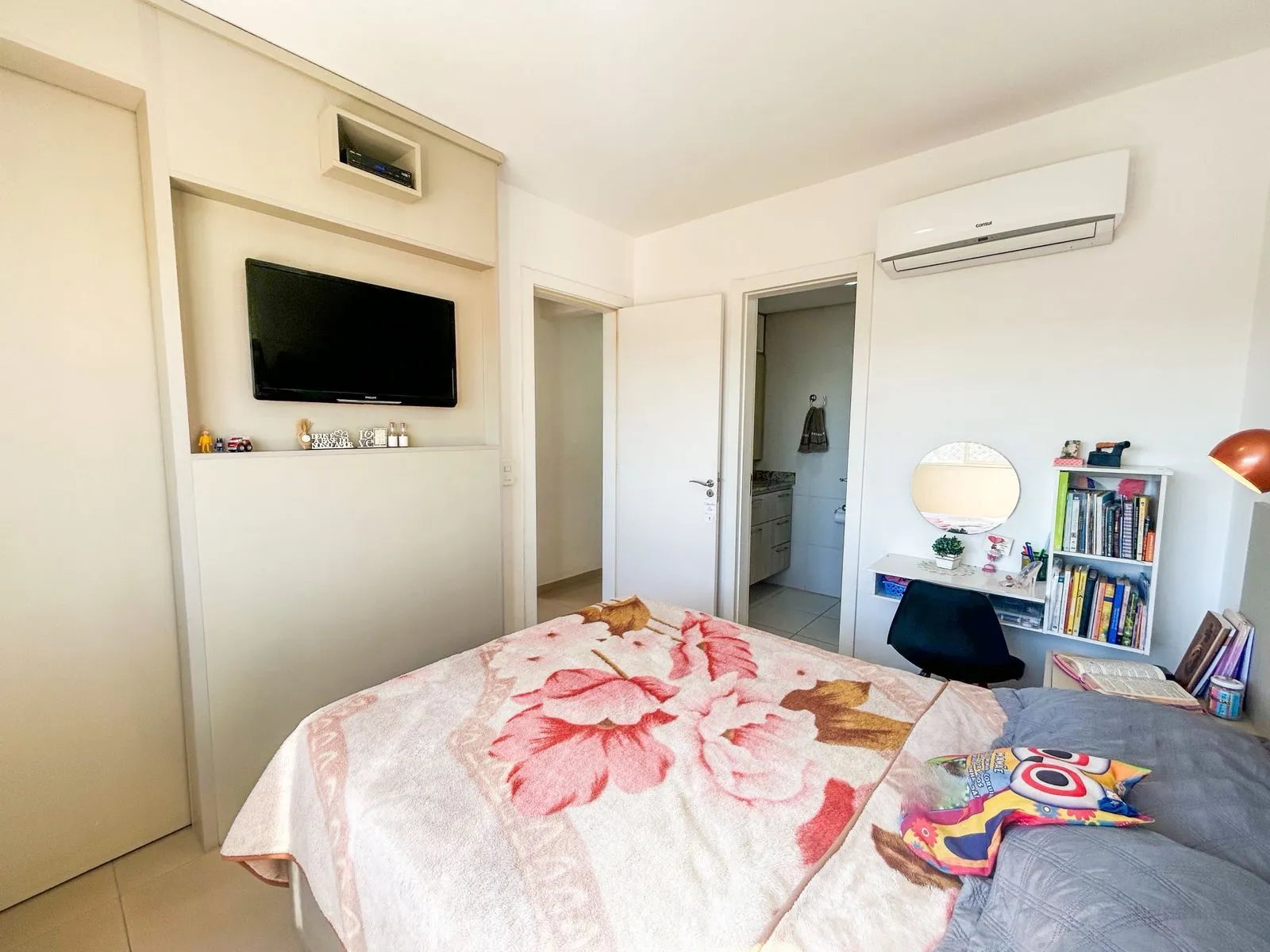 Imagem Apartamento de 3 quartos no bairro medianeira