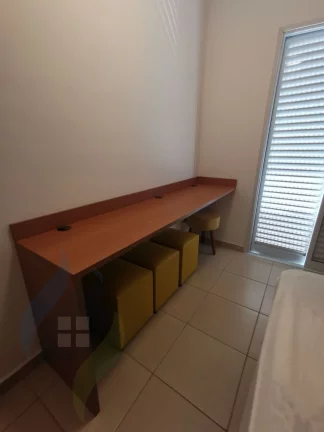 Imagem Apartamento de 3 dormitórios, 1 suíte, 2 banheiros e 2 vagas, com 103m² em Centro, Bertioga