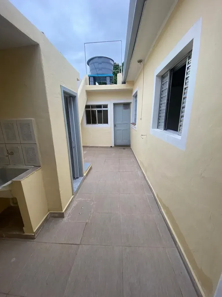 Imagem Casa com 2 Quartos para Alugar, 100 m² em Vila Anastácio - São Paulo
