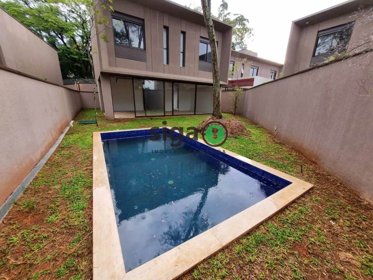 Imagem Casa a Venda na CIDADE JARDIM com 4 quartos /4 suítes
