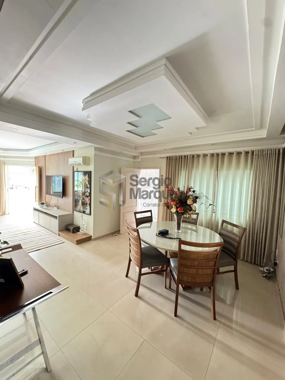 Imagem Casa à venda - 275m² - Zona VII, Umuarama-PR