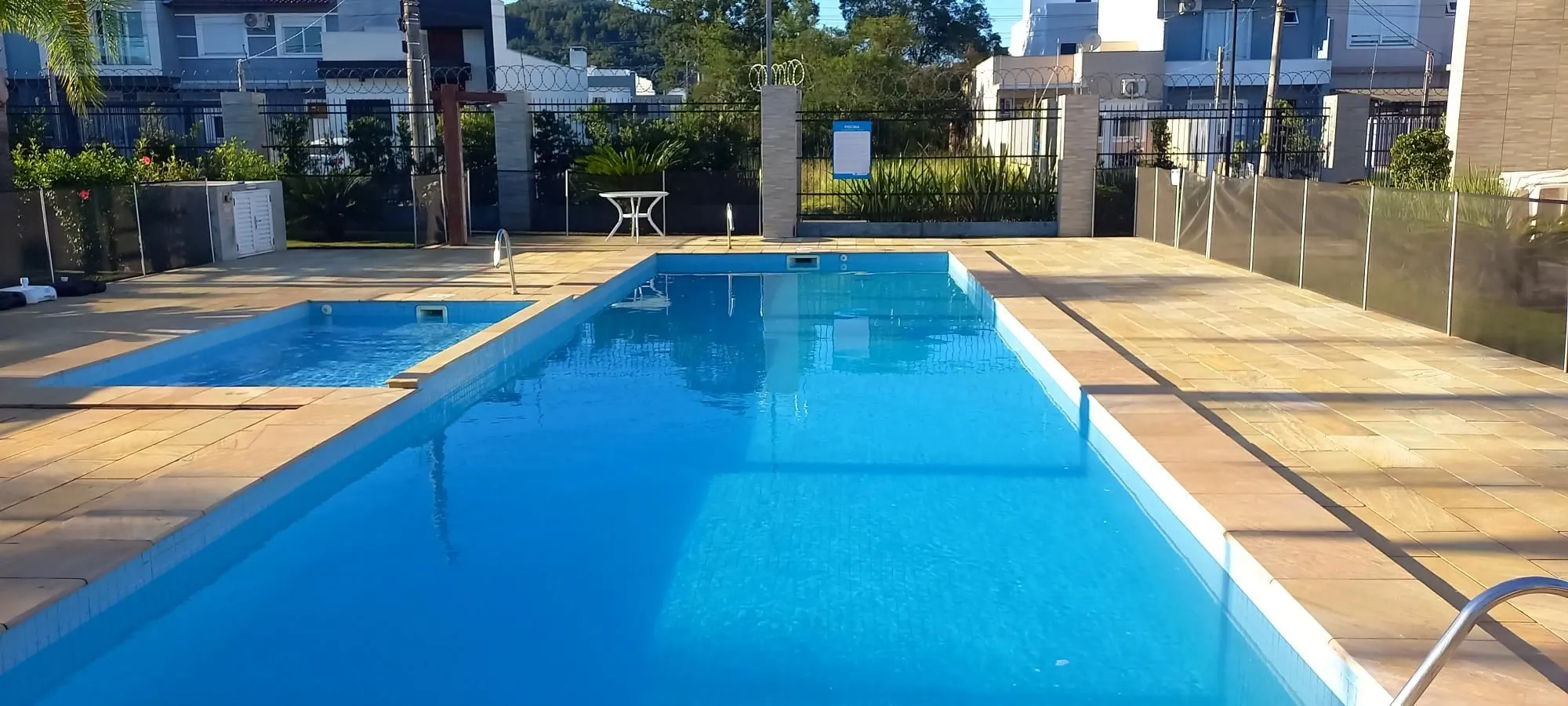 Imagem Casa nova em Condominio Fechado,com 3 suítes,Aberta dos Morros