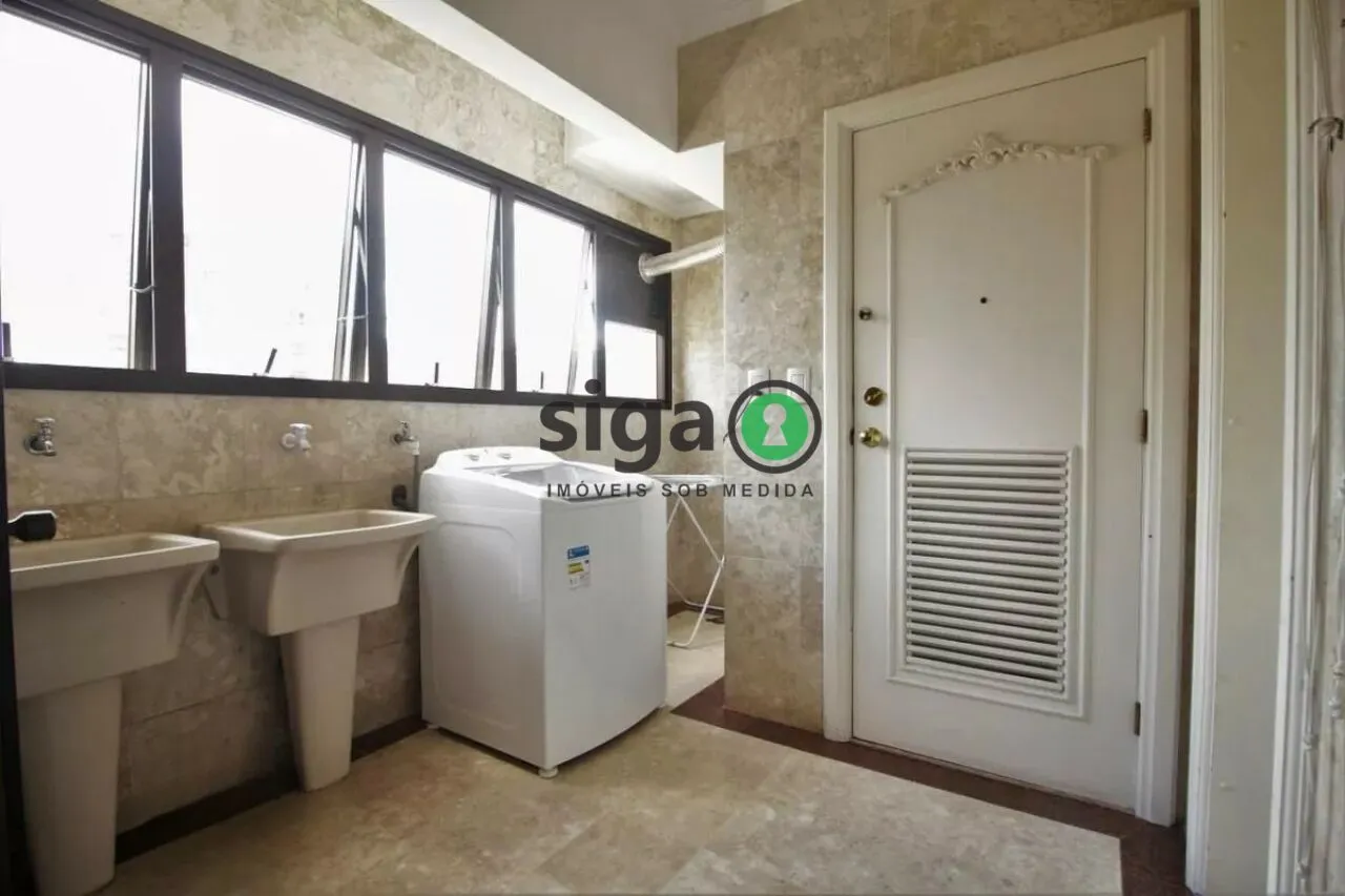 Imagem APARTAMENTO 180M² COM 3 DORMITORIOS A VENDA NO MORUMBI ACEITA PERMUTA