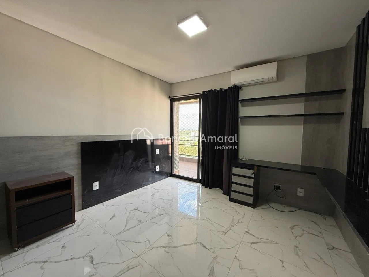 Imagem Cobertura à Venda Duplex Exclusiva com Rooftop e Piscina | Edifício Village no Bairro Morumbi - Paulínia SP