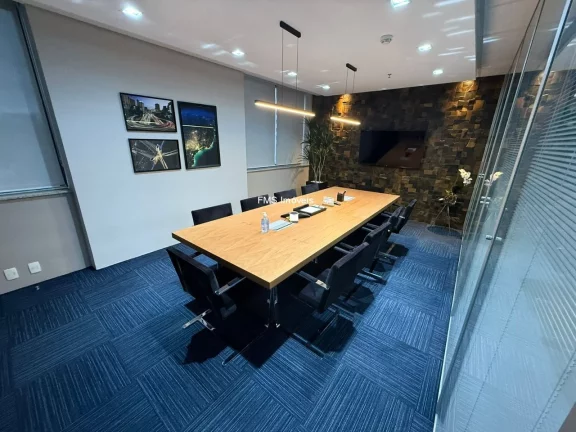 Imagem Aluguel de Conjunto mobiliado na Barra Funda, São Paulo-SP: 4 Banheiros, 8 Vagas, 323m² de Área