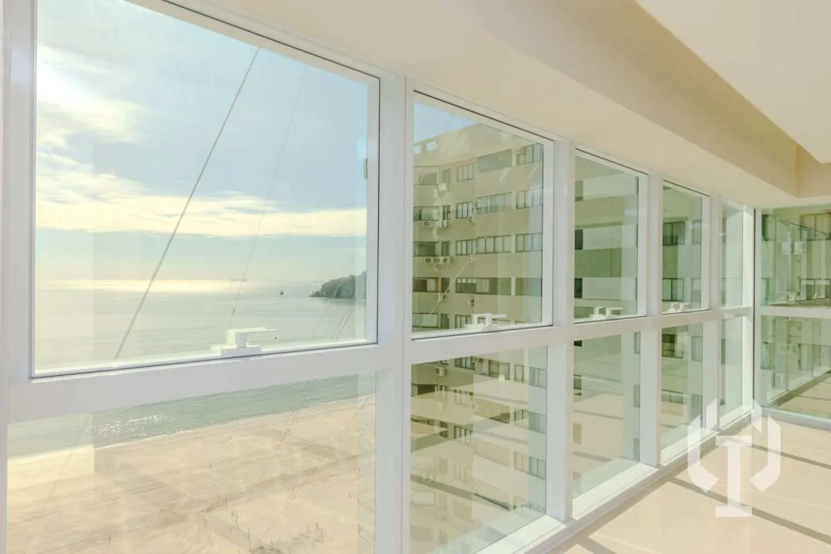 Imagem Apartamento à venda, no ONE TOWER em Balneário Camboriú, Barra Sul, com 4 quartos, 194,24m2