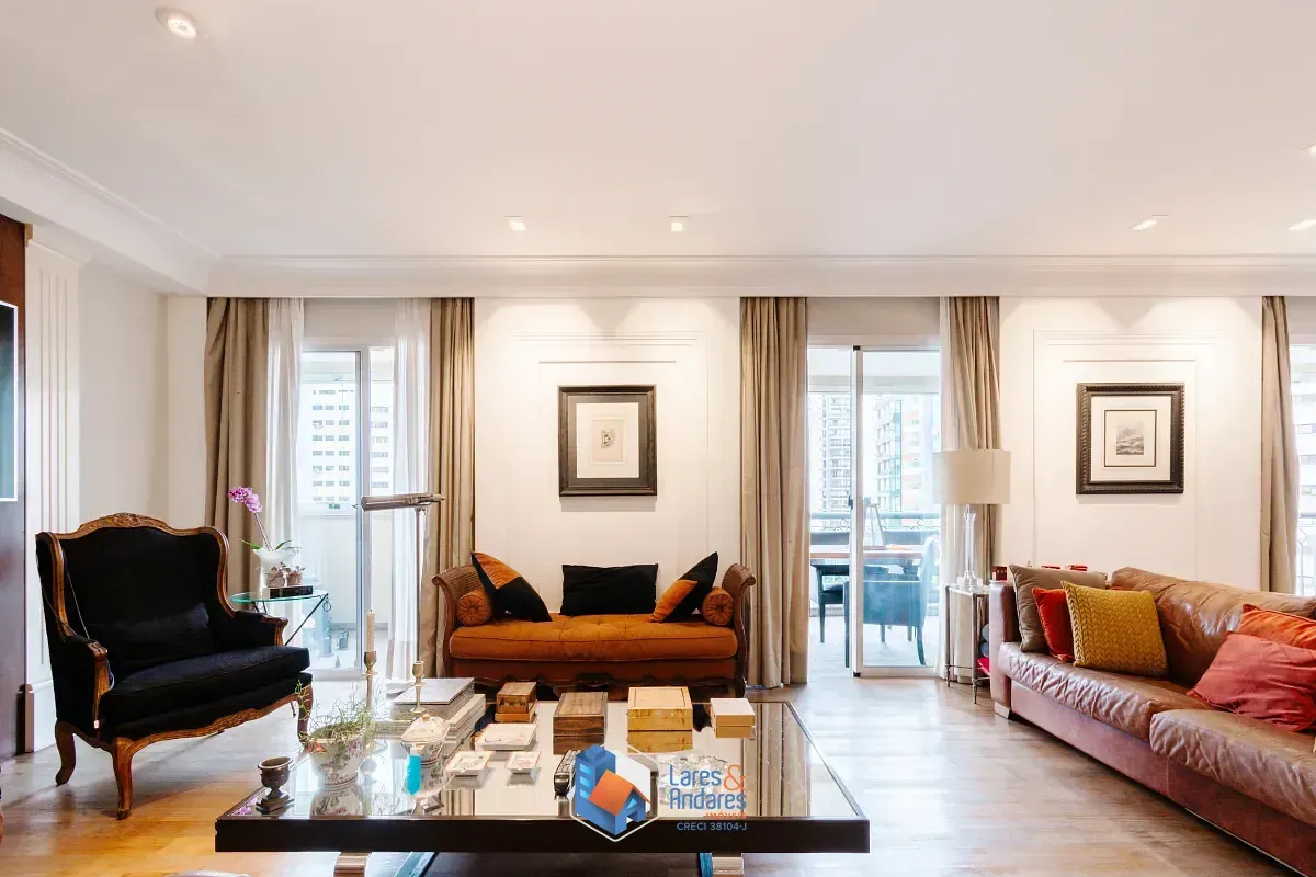 Imagem Apartamento para venda em Indianópolis com 4 quartos, sendo 3 suítes, 250m²