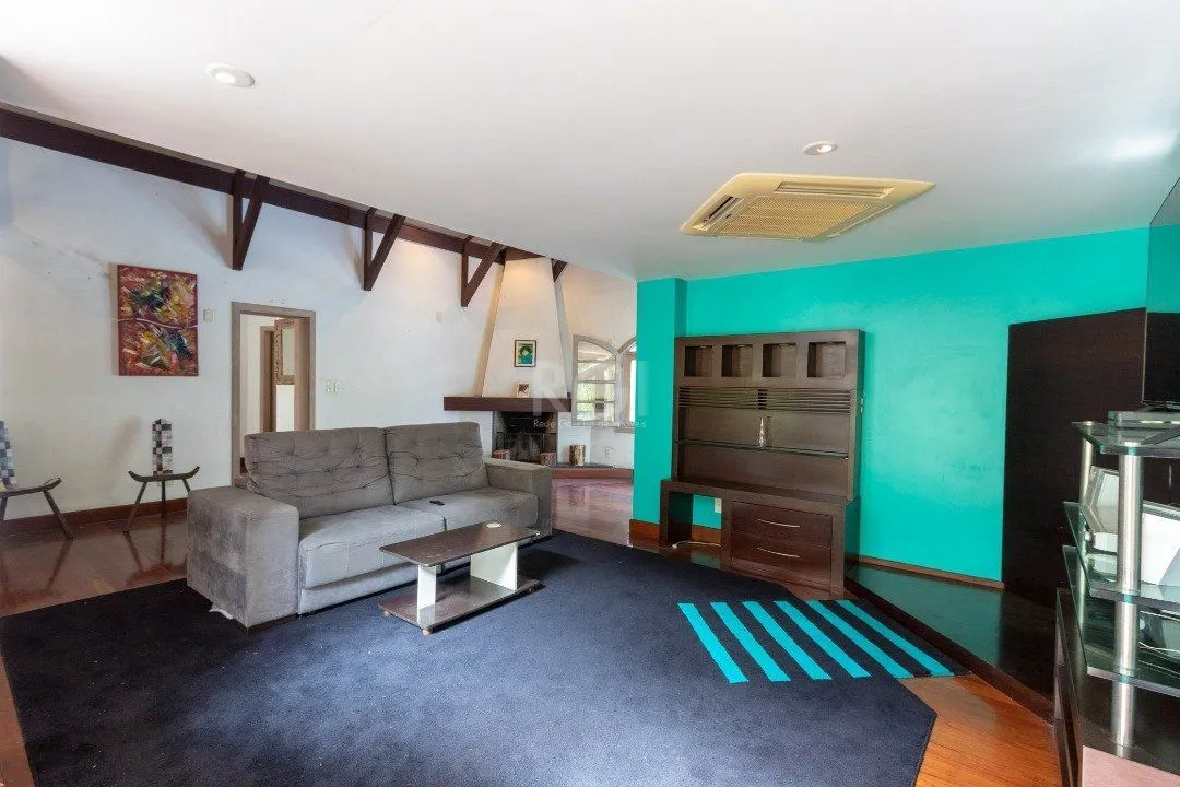 Imagem Sítio para Venda - 504.96m², 3 dormitórios, 4 vagas - Belém Velho