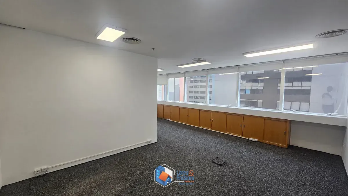 Imagem Conjunto comercial para venda e locação em Vila Olímpia, 61m²