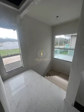Imagem Sobrado para Venda em Guaratuba(Balneário Brejatuba), 800m do mar