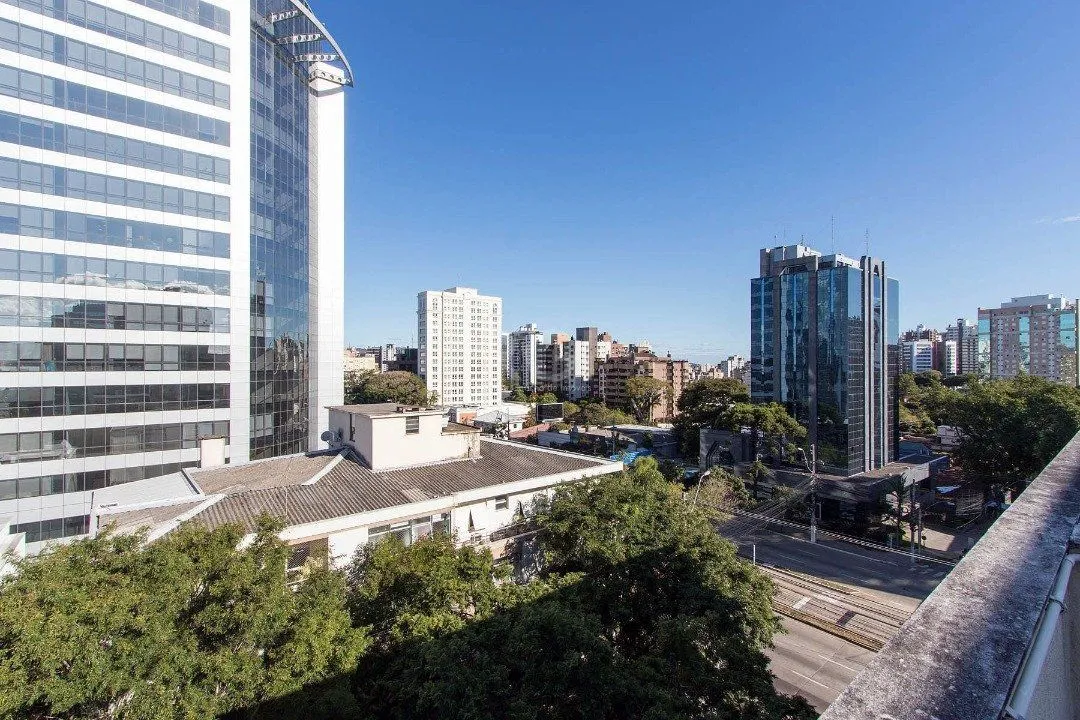 Imagem Cobertura Comercial para Venda - 225,39m², 0 dormitórios, 3 vagas - Bela Vista