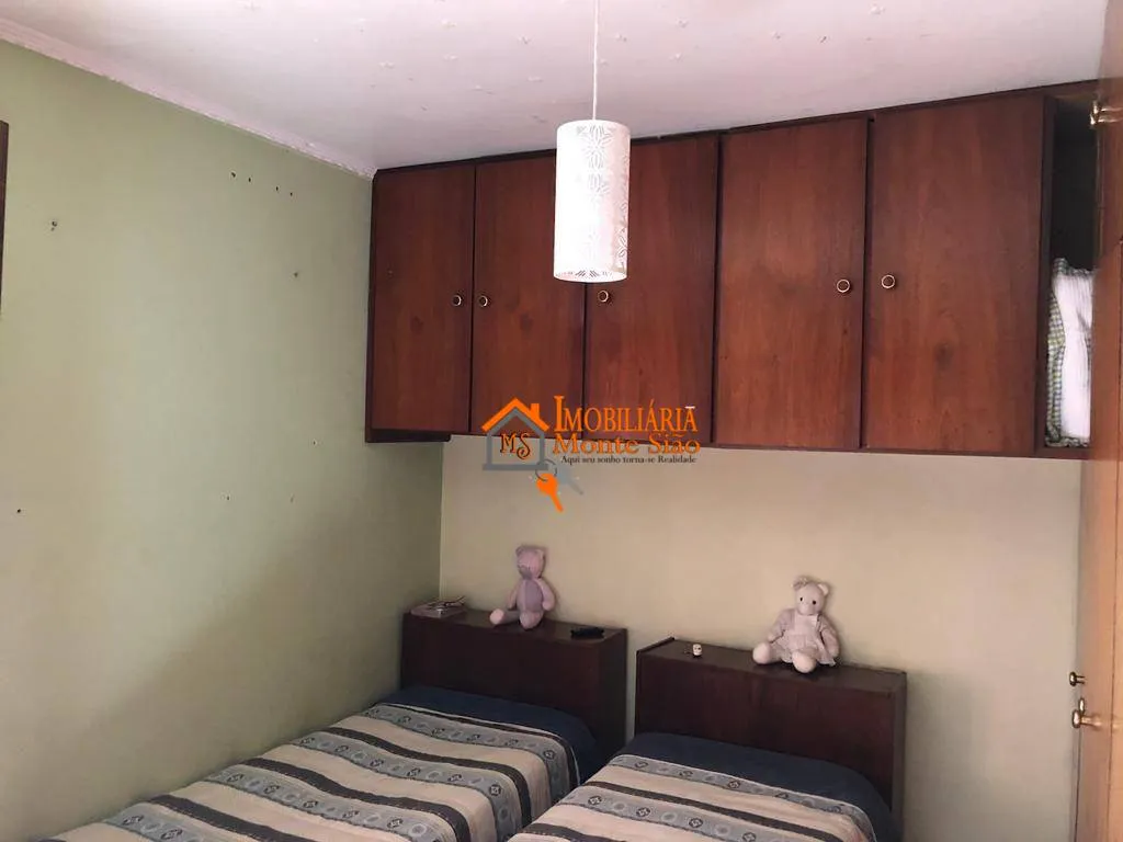 Imagem Casa com 3 dormitórios à venda, 350 m² por R$ 1.200.000,00 - Jardim Santa Bárbara - Guarulhos/SP