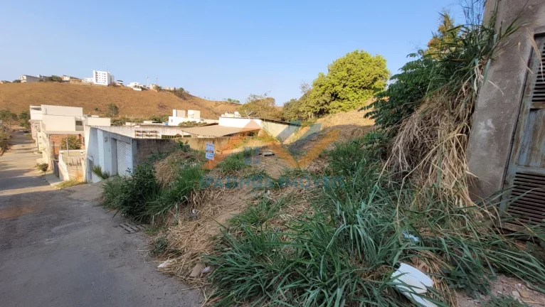Imagem Terreno Loteamento no Jardim Vitória - Santana do Paraíso