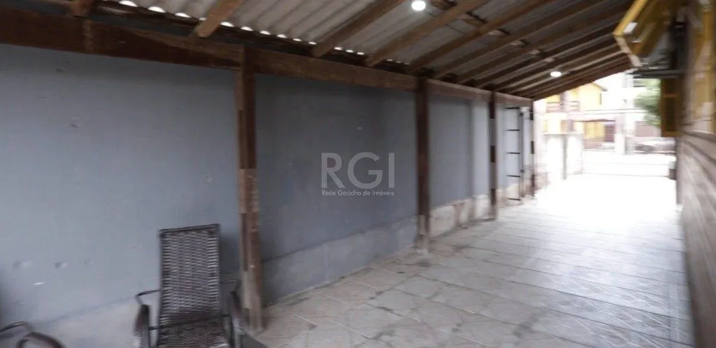 Imagem Casa para Venda - 180m², 3 dormitórios, sendo 1 suites, 3 vagas - Sarandi