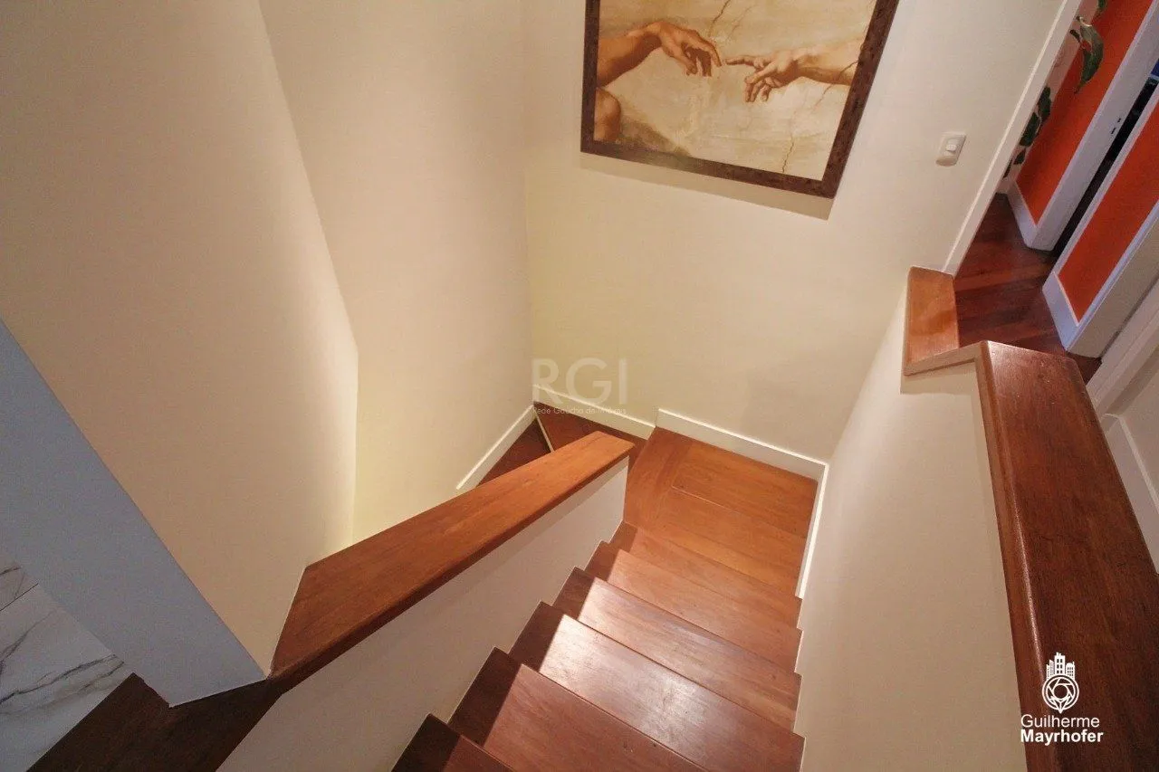 Imagem Casa para Venda - 650m², 4 dormitórios, sendo 3 suites, 4 vagas - Chácara das Pedras