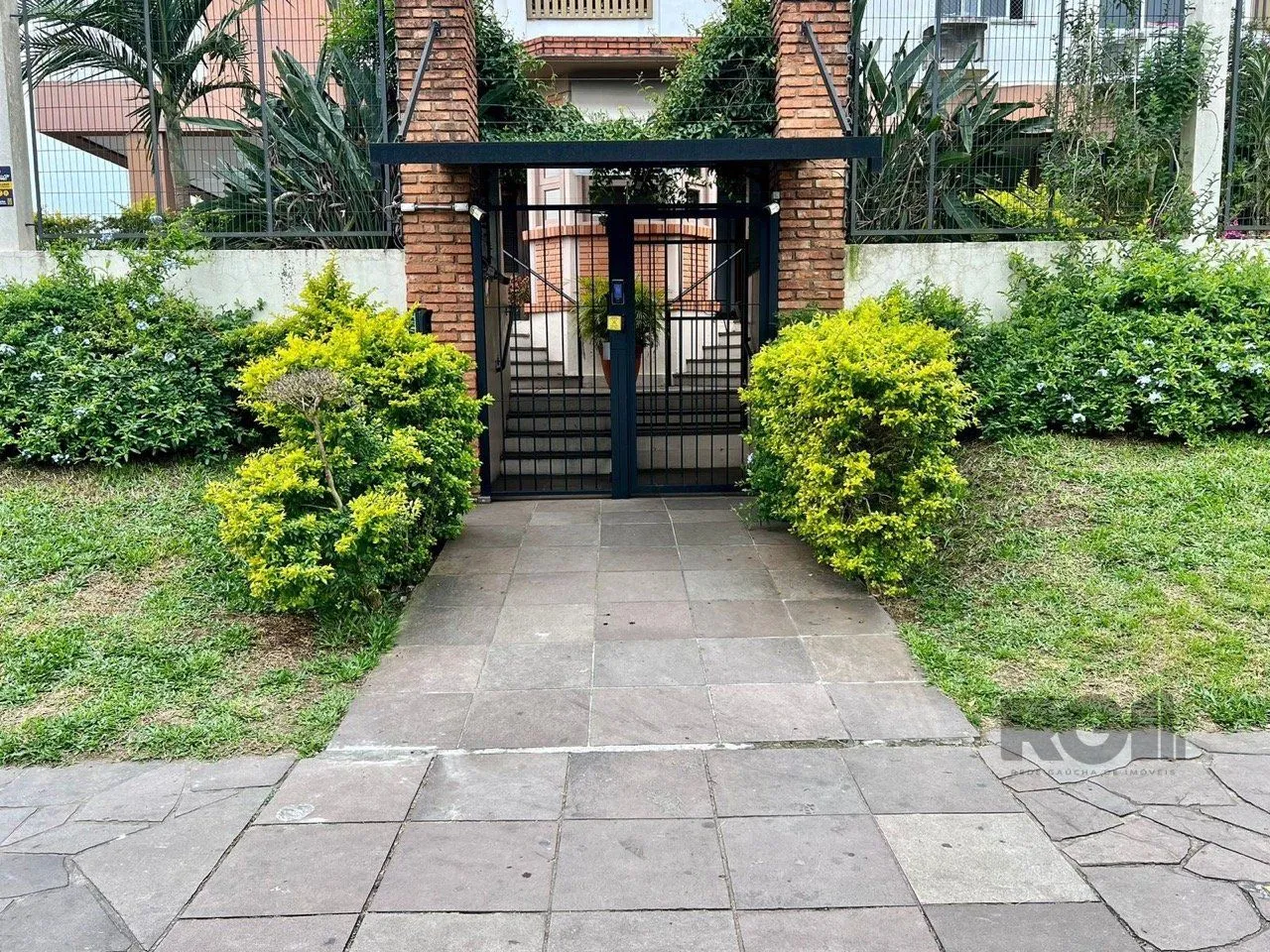 Imagem Apartamento 2 dormitórios mobiliado no bairro Partenon.