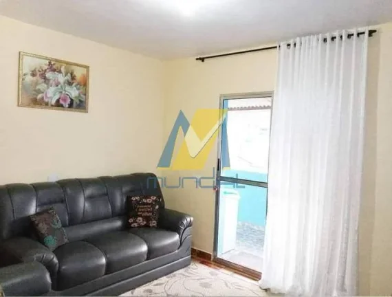 Imagem Renda imediata com 3 casas no mesmo terreno! Invista já