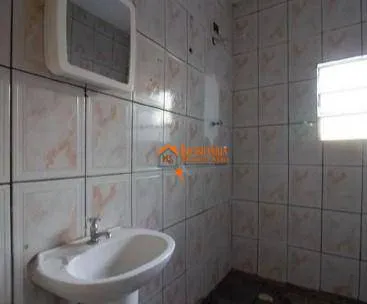 Imagem Sobrado com 4 dormitórios à venda, 104 m² por R$ 320.000 - Jardim Moreira - Guarulhos/SP