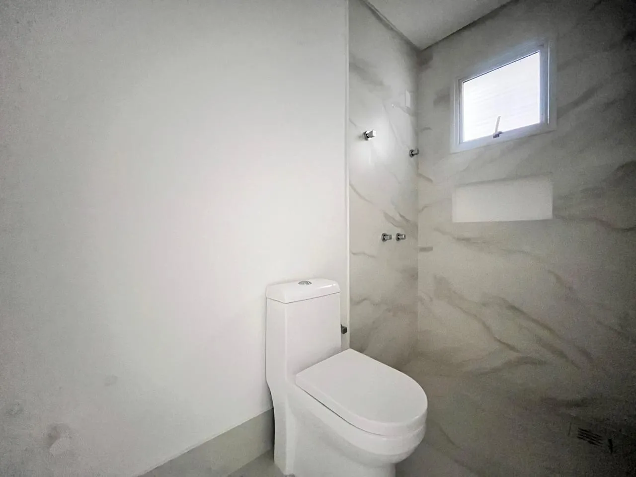 Imagem Apartamento com vista para o mar à venda com 217m2 por R$ 7.800.000,00