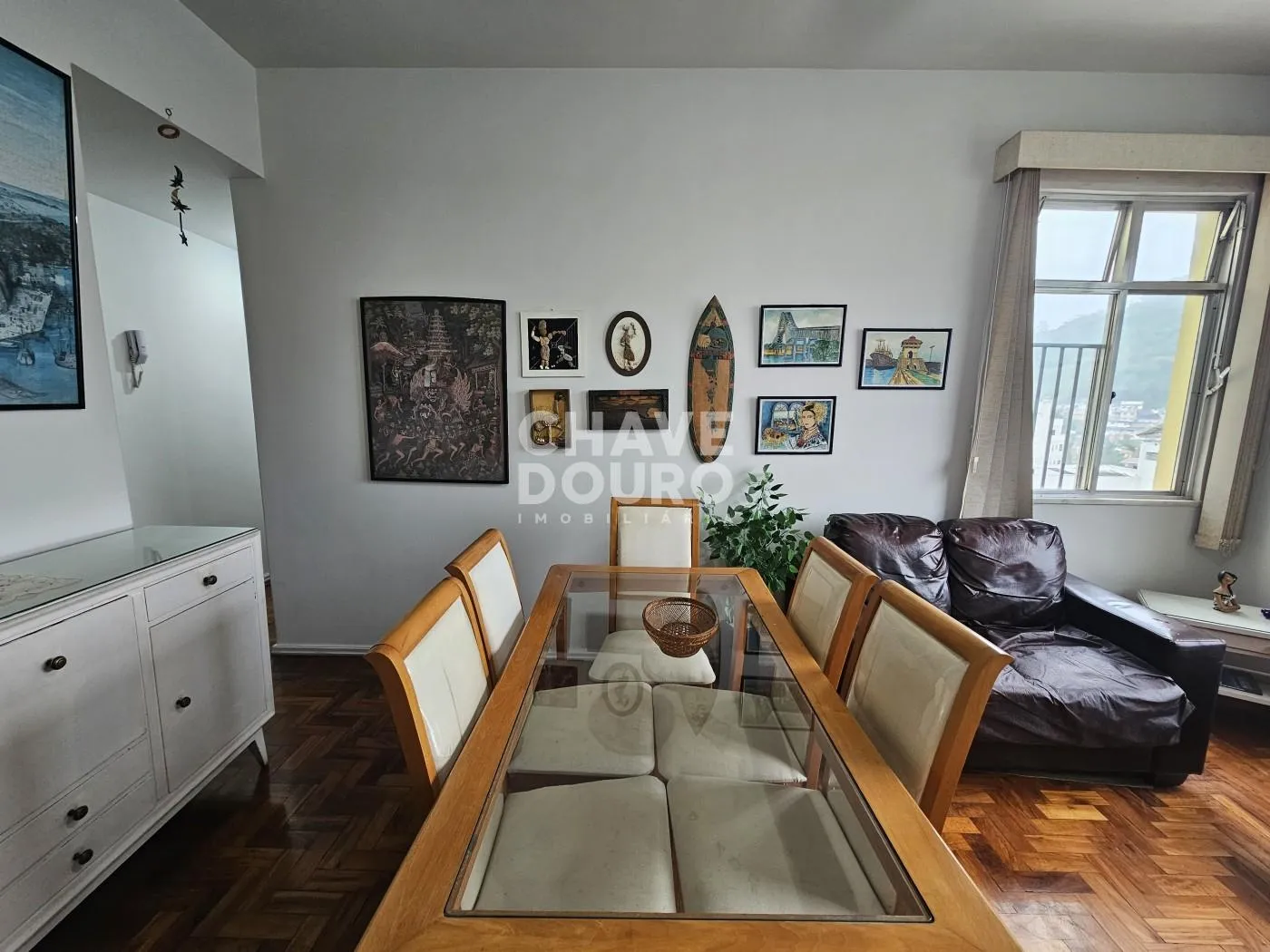 Imagem Apartamento 2 Quartos e 1 Quarto de Serviço à venda no Alto