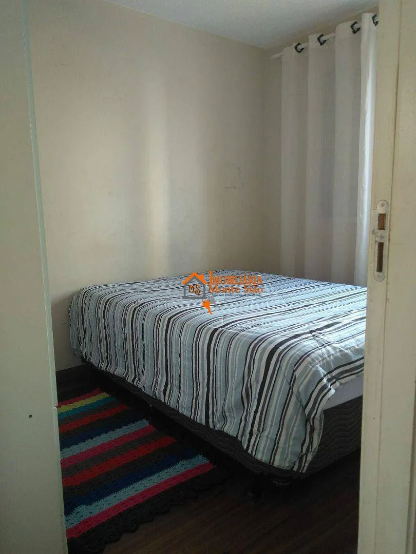 Imagem Apartamento com 2 dormitórios à venda, 41 m² por R$ 210.000,00 - Água Chata - Guarulhos/SP