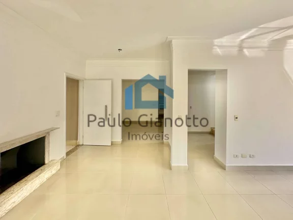 Imagem Casa Arejada com Vista Maravilhosa e Integração à Natureza