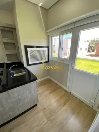 Imagem Casa térrea em condomínio fechado mobiliada e decorada