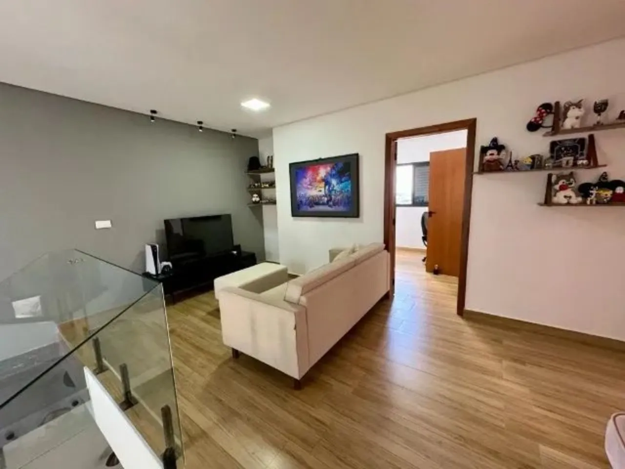 Imagem Casa em condomínio de luxo com 3 quartos e 4 vagas em Sorocaba-SP, Loteamento Dinorá Rosa. Confira!